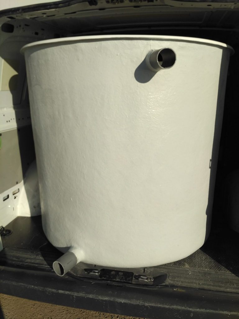 Depósito agua tapa suelta