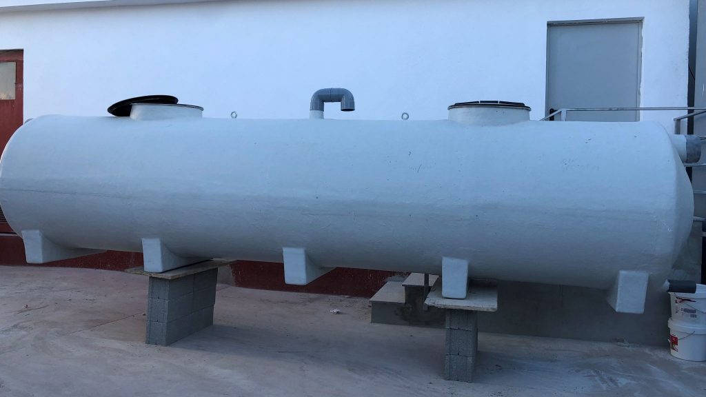 Depósito horizontal superficie